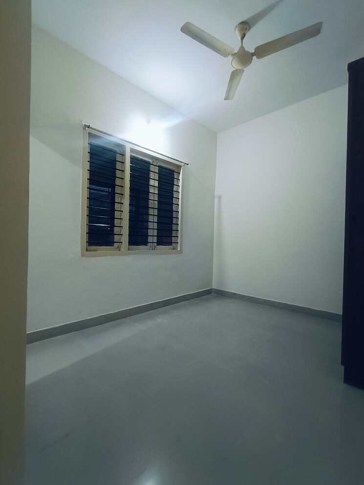Room, hsr layout 2 Bedroom 1000 Sq.Ft. Independent House In Hsr Layout Bangalore 8605527
