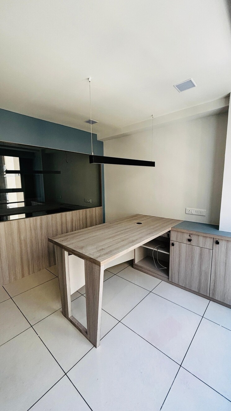 Exterior View, vaishnodevi circle Commercial Office Space 705 Sq.Ft. In Vaishnodevi Circle Ahmedabad 8605546