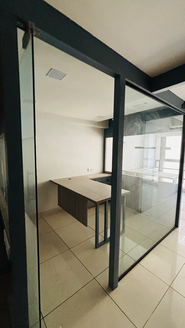 Exterior View, vaishnodevi circle Commercial Office Space 705 Sq.Ft. In Vaishnodevi Circle Ahmedabad 8605546