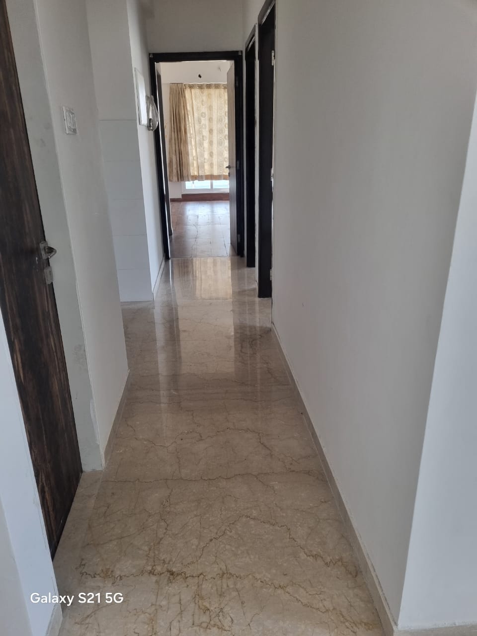 3 BHK + Servant Room Apartment For Rent in Kalpataru Paramount