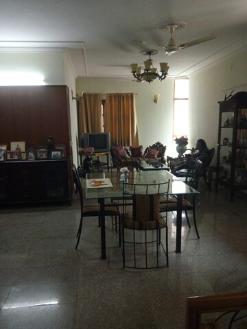 Gym in 3 BHK Apartment at Conscient Heritage Max, Sector 102 – for Rent