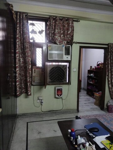 Living Room in 3 BHK Builder Floor at Kavi Nagar – for Sale
