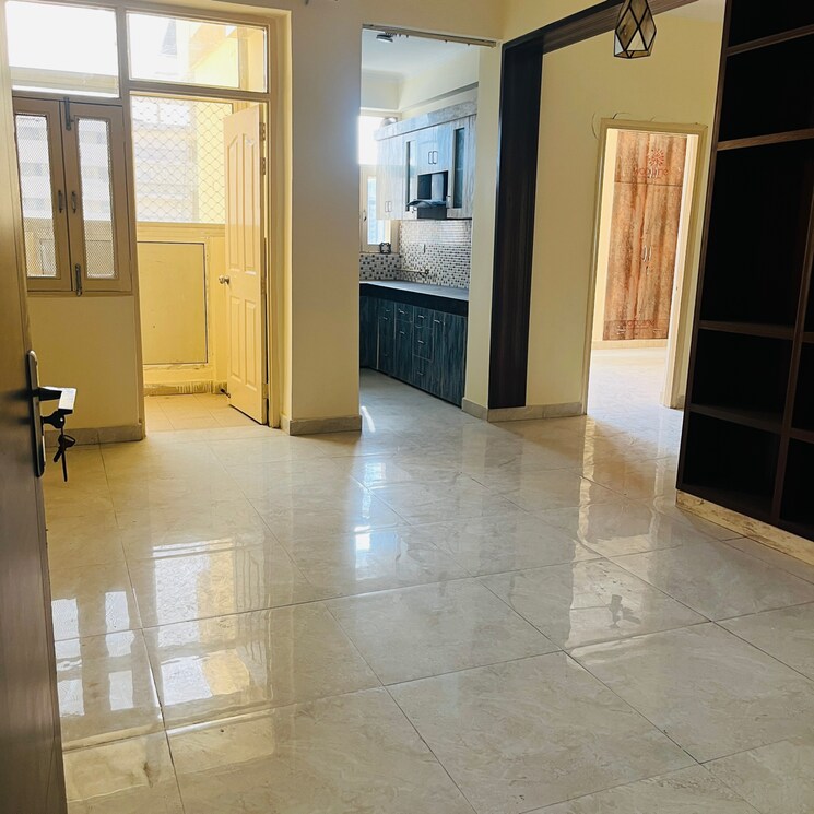 Room, svp-gulmohur-garden-phase-2 3 Bedroom 1485 Sq.Ft. Apartment In Ghukna Ghaziabad 8605659