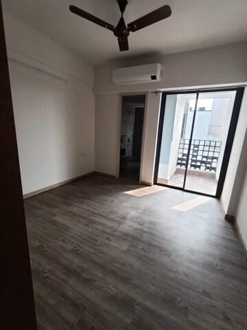 Room in 3 BHK Builder Floor at Birla Navya, Sector 63a – for Rent