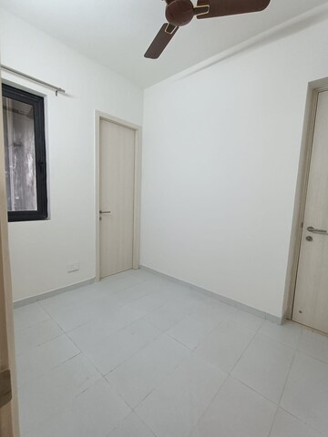 Room in 3 BHK Builder Floor at Birla Navya, Sector 63a – for Rent