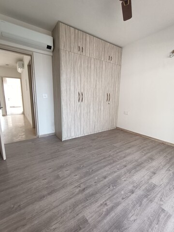 Room in 3 BHK Builder Floor at Birla Navya, Sector 63a – for Rent