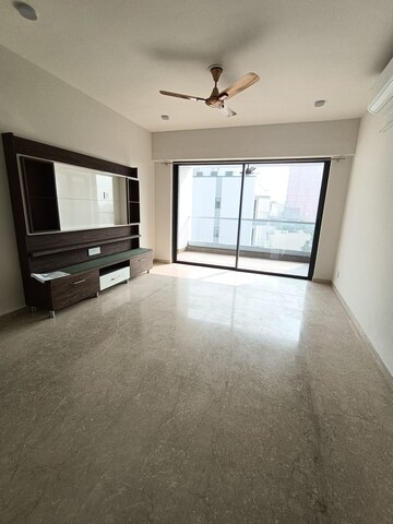 Room in 3 BHK Builder Floor at Birla Navya, Sector 63a – for Rent