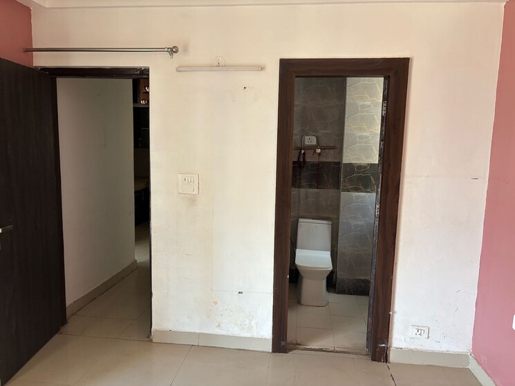 Room, emenox-la-solara 3 Bedroom 1365 Sq.Ft. Apartment In Sector 16 Greater Noida Greater Noida 8605754