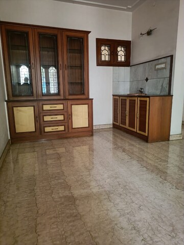 Room in 3 BHK Apartment at Domlur – for Rent