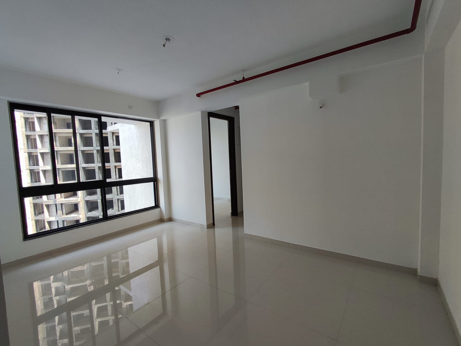 2 BHK 905 Sq.Ft. Apartment in Sunteck City Avenue-2