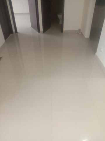 Room in 3 BHK Apartment at Mahagun Mywoods, Sector 16c Greater Noida – for Rent