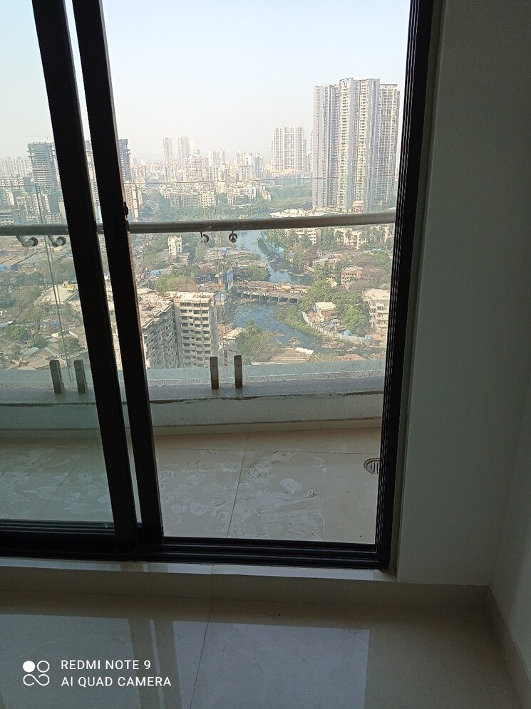 Balcony, sunteck-city-avenue-1 1 Bedroom 580 Sq.Ft. Apartment In Goregaon West Mumbai 8605871