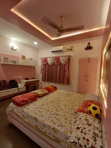 Bedroom in 2 BHK Builder Floor at Amrutahalli – for Sale