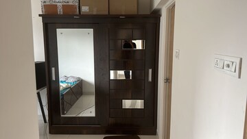 Room in 1 BHK Apartment at Deepak Park, Kalyani Nagar – for Rent
