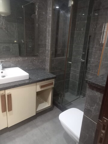 Bathroom in 4 BHK Apartment at South Delhi – for Sale