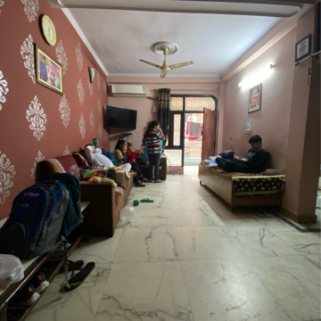 Living Room in 3 BHK Builder Floor at Dilshad Colony – for Sale
