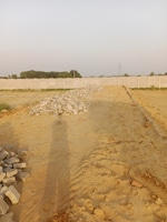 104 Sq.Yd. Plot in Veg Garh Road Meerut 