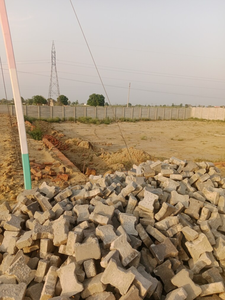 undefined, garh road  104 Sq.Yd. Plot In Garh Road Meerut 8606199