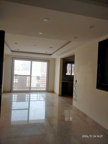 Living Room in 3 BHK Builder Floor at Sushant Lok 2, Sector 57 – for Sale