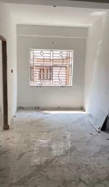 Room in 2 BHK Apartment at Dum Dum – for Sale