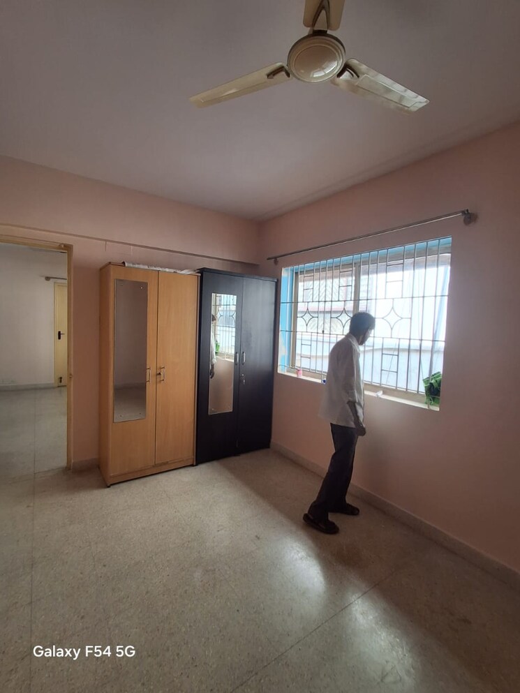 Room, rt nagar 2 Bedroom 1000 Sq.Ft. Builder Floor In Rt Nagar Bangalore 8607029