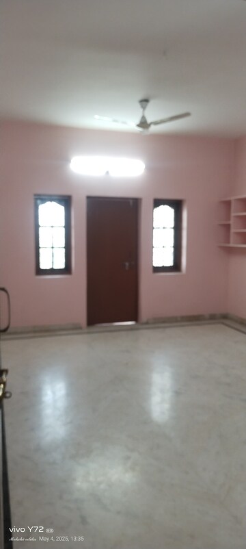 Room in 2 BHK Apartment at Pavani Laxmi Nivas, Madhapur – for Rent