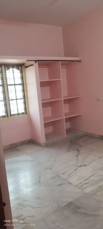 Room in 2 BHK Apartment at Pavani Laxmi Nivas, Madhapur – for Rent