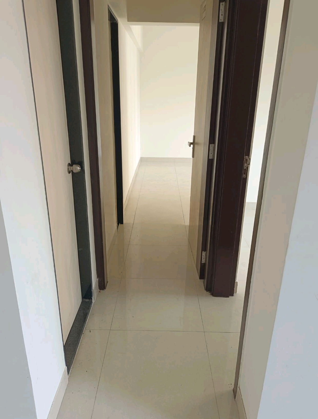 2 BHK Apartment For Rent in Ashar Metro Towers