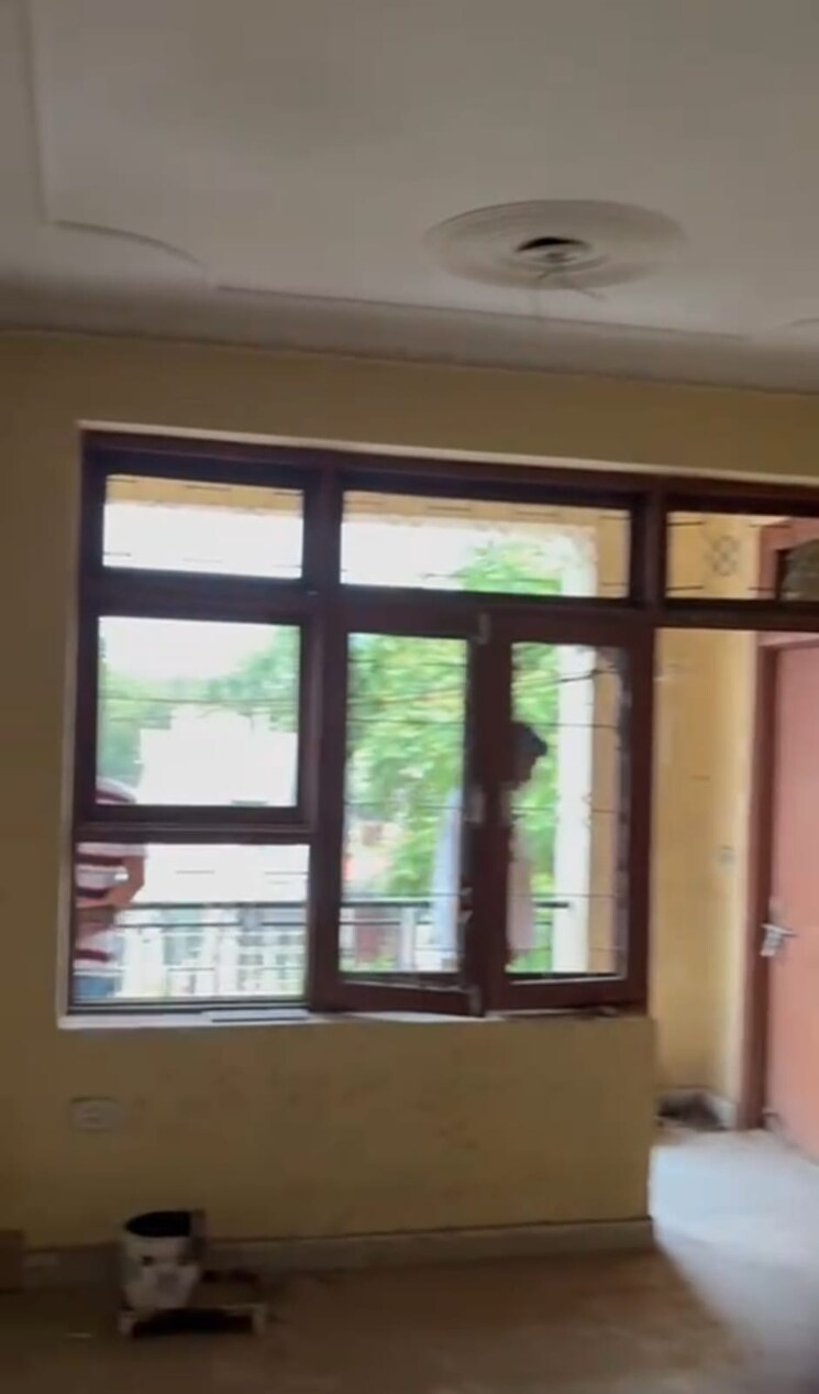 Room, omicron 1a greater noida 3 Bedroom 136 Sq.Mt. Apartment In Omicron 1a Greater Noida Greater Noida 8607057