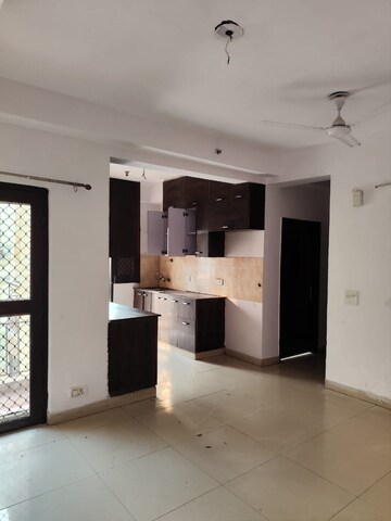Room in 2 BHK Apartment at Vasundhara Sector 5 – for Sale