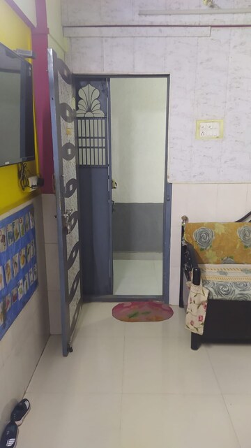 Living Room in 1 BHK Apartment at Dombivli East – for Rent
