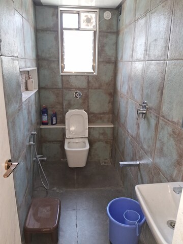 Bathroom in 4 BHK Apartment at Chinchwad – for Rent
