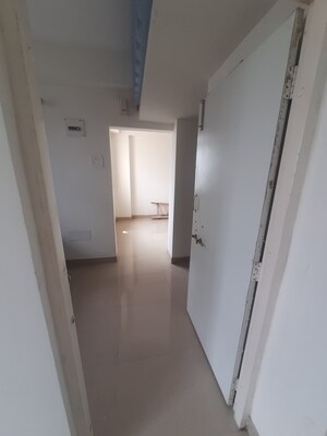 Furnished Amenities in 2 BHK Apartment at Dev Leo Tower, Oshiwara – for Sale