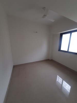 Room in 2 BHK Apartment at Dev Leo Tower, Oshiwara – for Sale