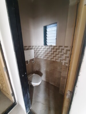 Furnished Amenities in 2 BHK Apartment at Dev Leo Tower, Oshiwara – for Sale