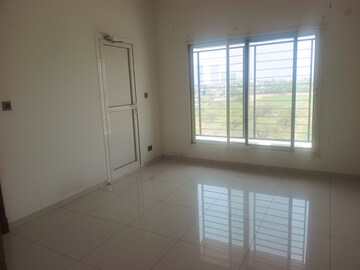 Room in 5 BHK Villa at Sobha International City Phase 1, Sector 109 – for Rent