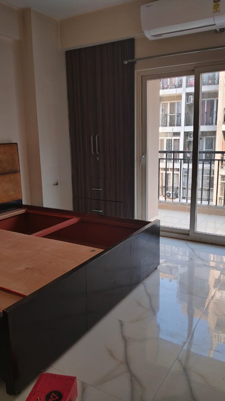 Balcony, galaxy-royale 2 Bedroom 990 Sq.Ft. Apartment In Gaur City 2  Greater Noida 8607378