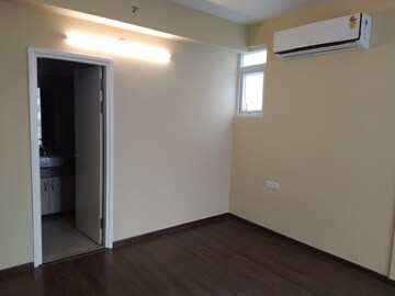 Room in 3 BHK Apartment at Emaar The Enclave, Sector 66 – for Rent