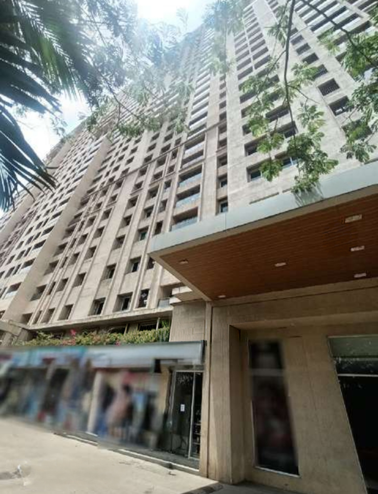 3 BHK 1200 Sq.Ft. Apartment in Rustomjee Urbania Azziano