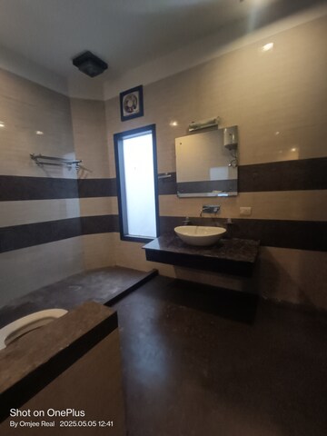 Kitchen in 3 BHK Builder Floor at Sushant Vyapaar Kendra, Sector 43 – for Rent