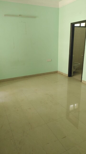 Room in 4 BHK Apartment at New Generation Maple Apartments, Dhakoli – for Rent