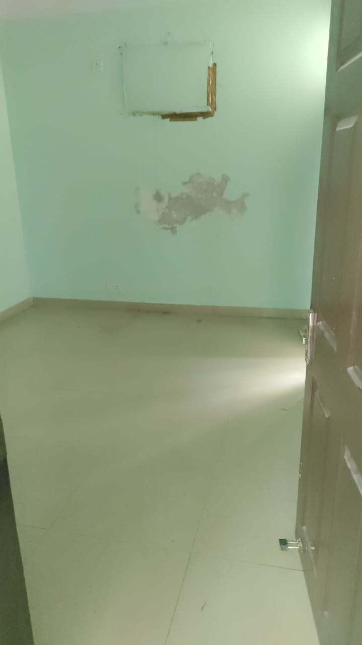 4 BHK + Pooja Room Apartment For Rent in New Generation Maple Apartments