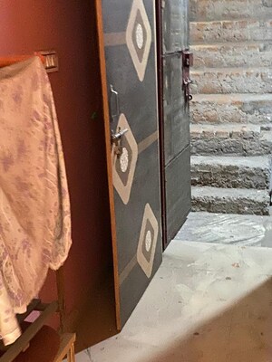 Balcony in 2.5 BHK Builder Floor at Mayur Vihar – for Sale