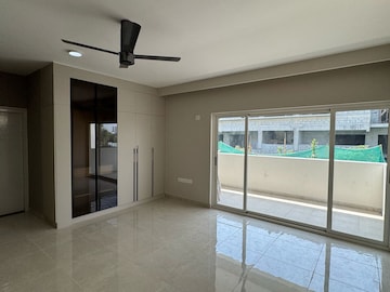 Room in 3.5 BHK Villa at Valmark City Ville, Bannerghatta Road – for Rent