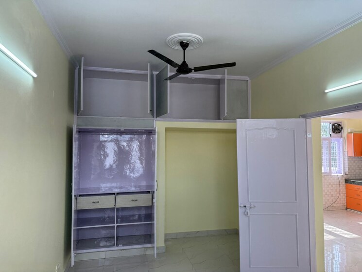 Room, ansal-plaza-sector-23 2 Bedroom 1557 Sq.Ft. Independent House In Sector 23 Gurgaon 8608019