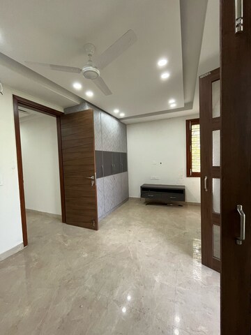 2 BHK Builder Floor For Rent in Paschim Vihar