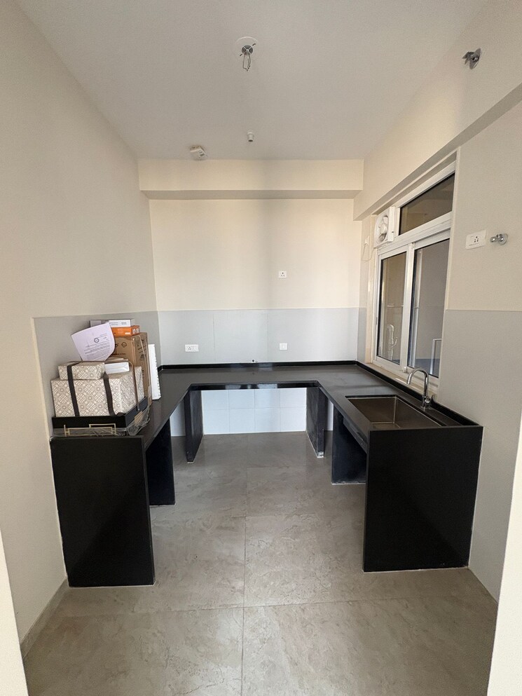 Kitchen, tata-serein 2 Bedroom 688 Sq.Ft. Apartment In Pokhran Road No Two Thane 8608046