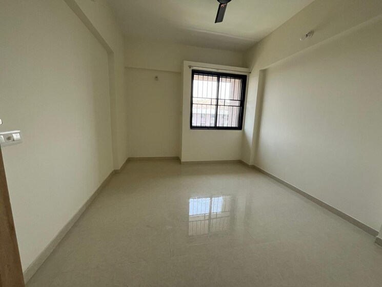 Room, kohinoor-viva-city 3 Bedroom 1002 Sq.Ft. Apartment In Dhanori Pune 8608051