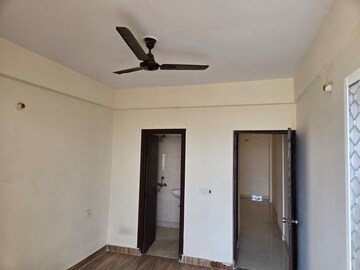 Room in 3 BHK Apartment at SCC Sapphire, Raj Nagar Extension – for Rent