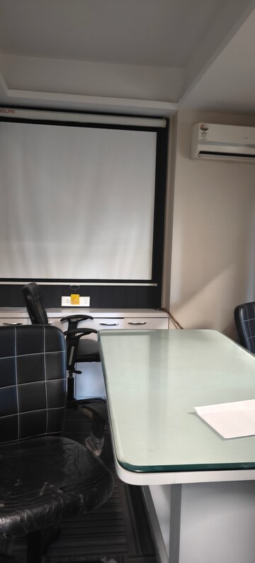Furnished Amenities in  Office Space at Morya Landmark 1, Andheri West – for Rent